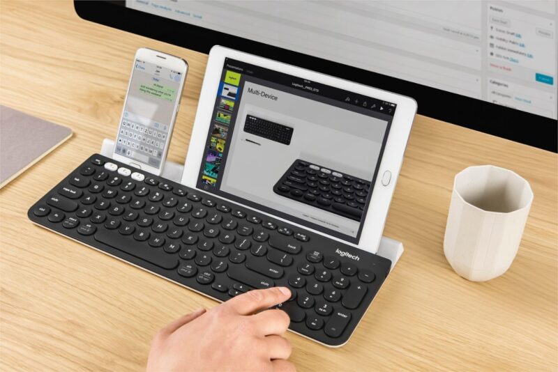 Logitech - K780 Full-size Wireless Scissor Keyboard - Graphite 920-008149 - Image 2