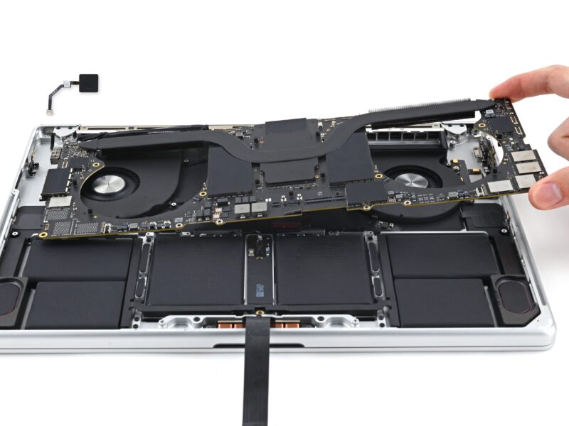 Logic Board 820-02100